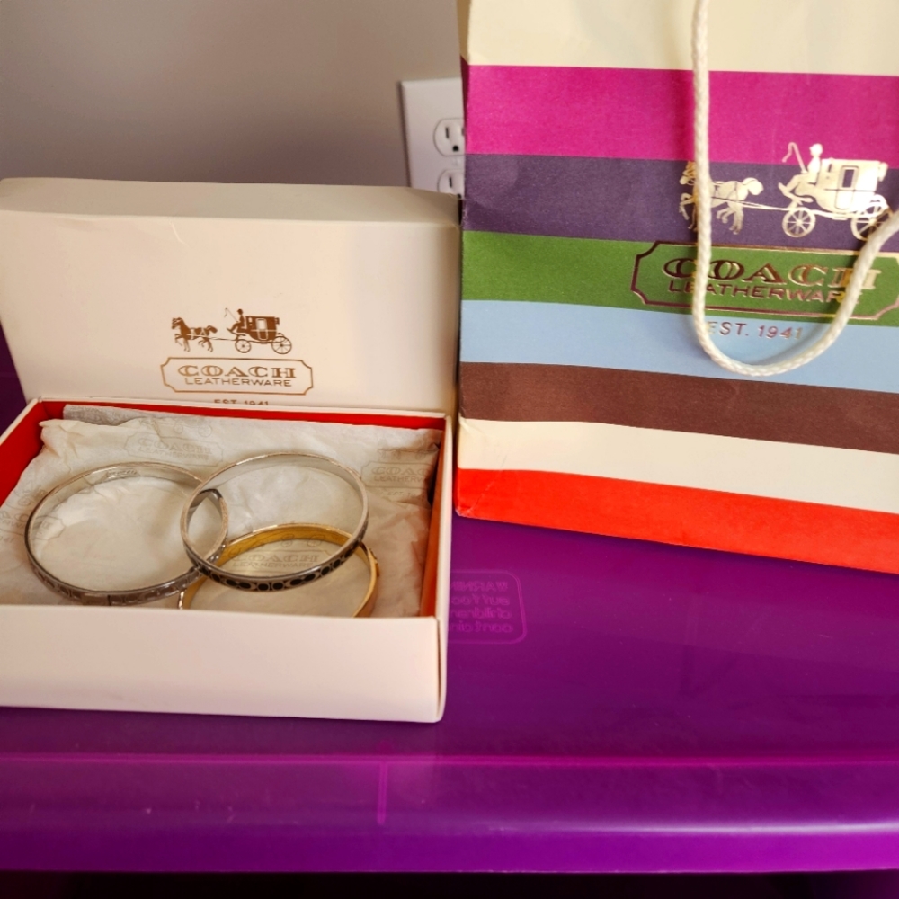 Coach bangle bracelets - Picture 1 of 6